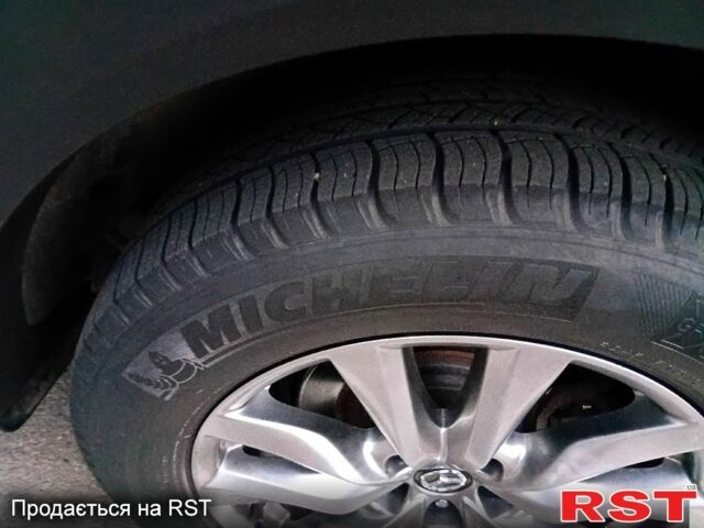Мазда СХ-9, объемом двигателя 2.5 л и пробегом 146 тыс. км за 21700 $, фото 6 на Automoto.ua