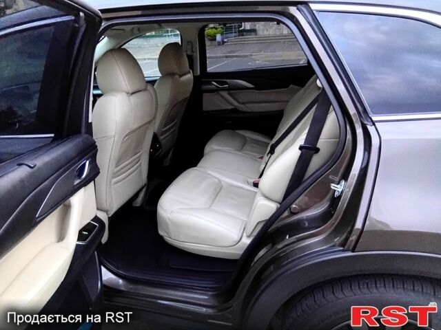 Мазда СХ-9, объемом двигателя 2.5 л и пробегом 146 тыс. км за 21700 $, фото 8 на Automoto.ua