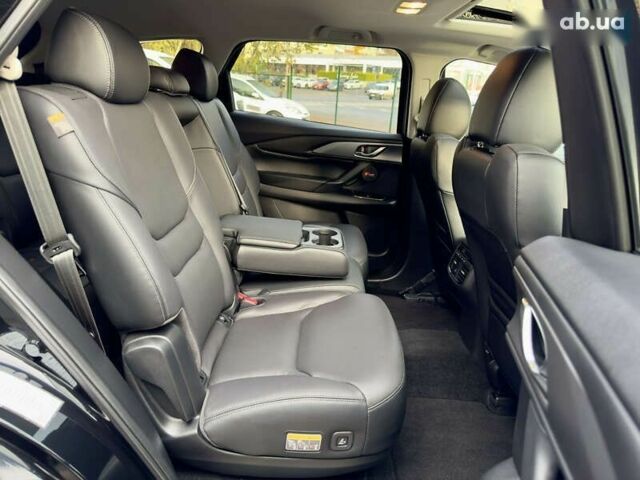 Мазда СХ-9, объемом двигателя 2.5 л и пробегом 9 тыс. км за 33800 $, фото 3 на Automoto.ua