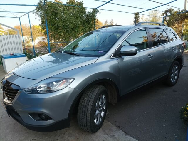 Серый Мазда СХ-9, объемом двигателя 3.7 л и пробегом 180 тыс. км за 15000 $, фото 1 на Automoto.ua