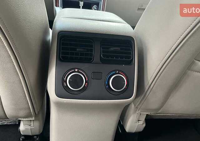 Серый Мазда СХ-9, объемом двигателя 3.73 л и пробегом 178 тыс. км за 8999 $, фото 14 на Automoto.ua