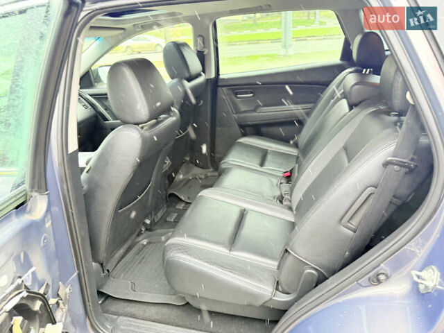 Серый Мазда СХ-9, объемом двигателя 3.73 л и пробегом 255 тыс. км за 6800 $, фото 21 на Automoto.ua