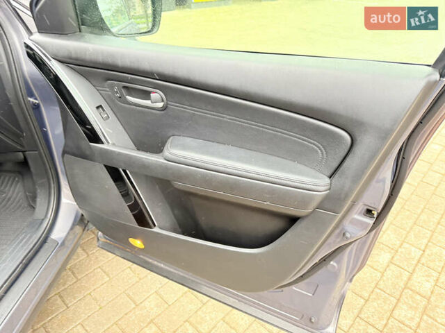 Серый Мазда СХ-9, объемом двигателя 3.73 л и пробегом 255 тыс. км за 6800 $, фото 2 на Automoto.ua