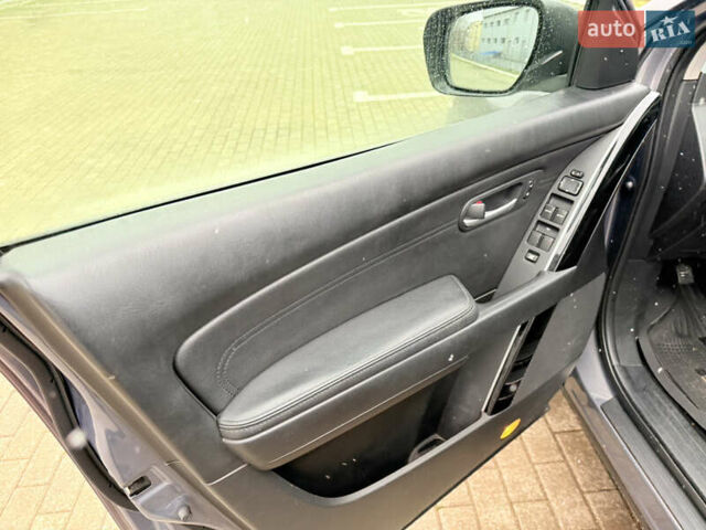 Серый Мазда СХ-9, объемом двигателя 3.73 л и пробегом 255 тыс. км за 6800 $, фото 29 на Automoto.ua