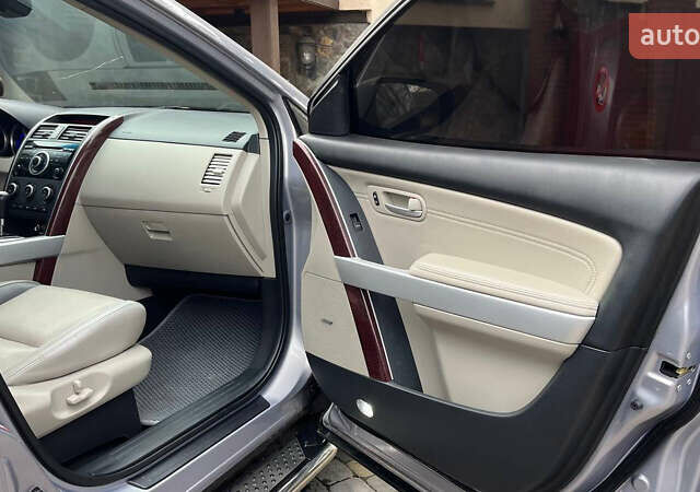 Серый Мазда СХ-9, объемом двигателя 3.73 л и пробегом 178 тыс. км за 8999 $, фото 38 на Automoto.ua