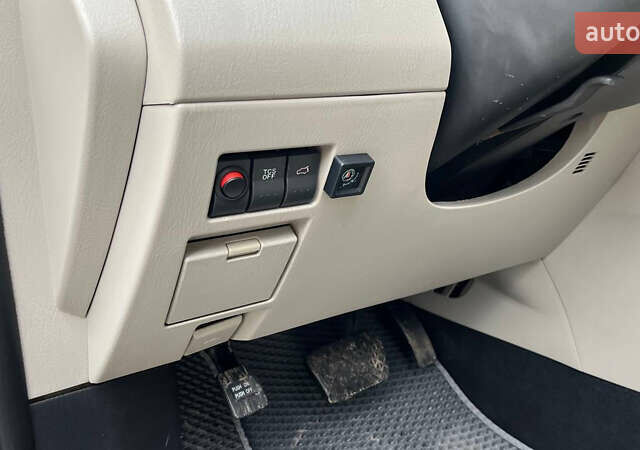 Серый Мазда СХ-9, объемом двигателя 3.73 л и пробегом 178 тыс. км за 8999 $, фото 25 на Automoto.ua