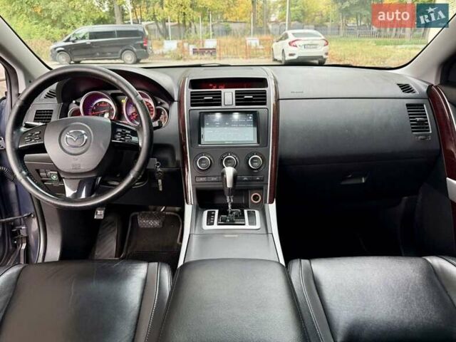 Сірий Мазда СХ-9, об'ємом двигуна 3.7 л та пробігом 175 тис. км за 7900 $, фото 9 на Automoto.ua