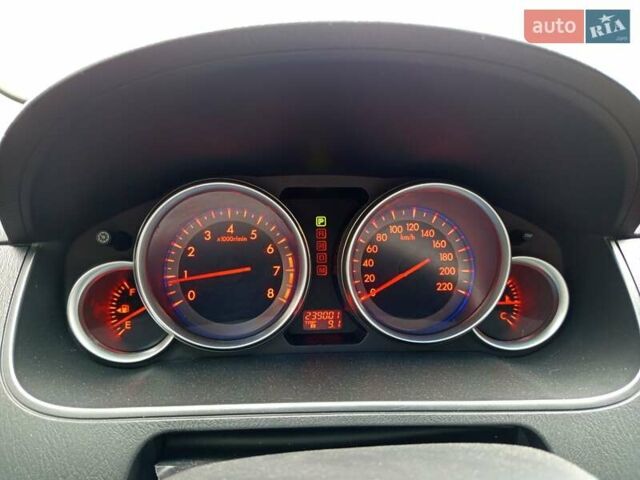 Серый Мазда СХ-9, объемом двигателя 3.73 л и пробегом 239 тыс. км за 10400 $, фото 10 на Automoto.ua