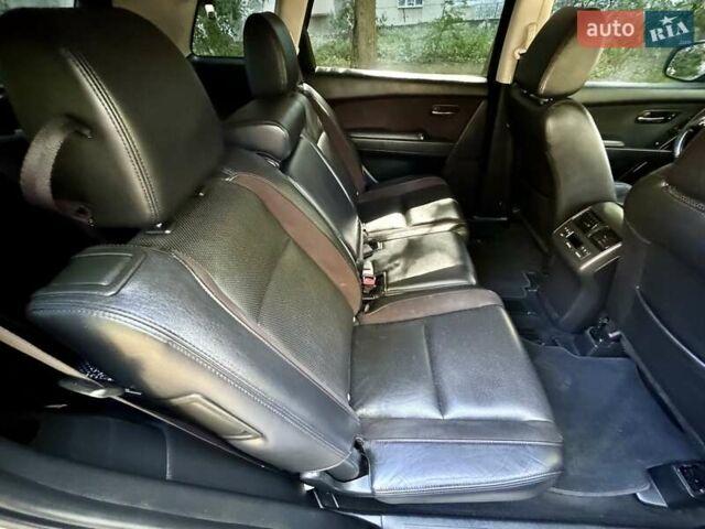 Серый Мазда СХ-9, объемом двигателя 3.73 л и пробегом 147 тыс. км за 12400 $, фото 48 на Automoto.ua