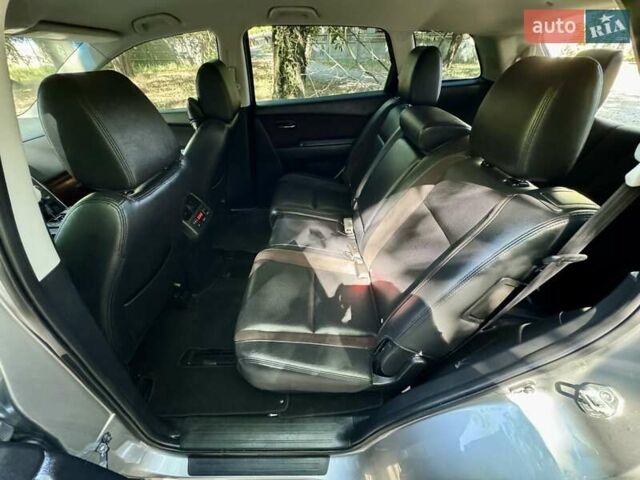 Серый Мазда СХ-9, объемом двигателя 3.73 л и пробегом 147 тыс. км за 12400 $, фото 56 на Automoto.ua