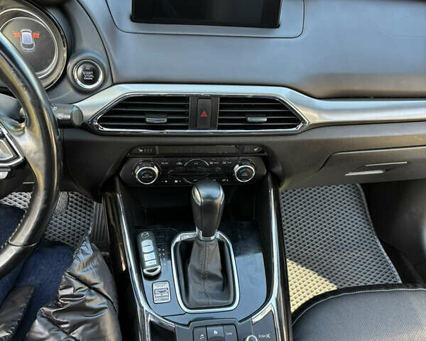 Серый Мазда СХ-9, объемом двигателя 2.49 л и пробегом 203 тыс. км за 19900 $, фото 20 на Automoto.ua