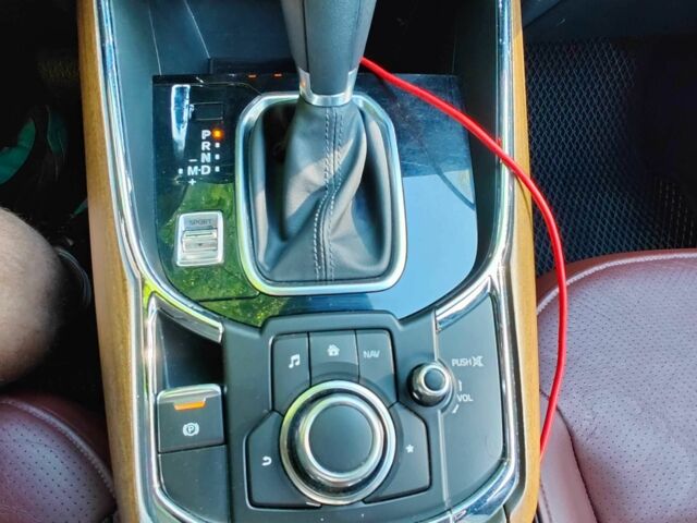 Серый Мазда СХ-9, объемом двигателя 2.5 л и пробегом 138 тыс. км за 21500 $, фото 9 на Automoto.ua