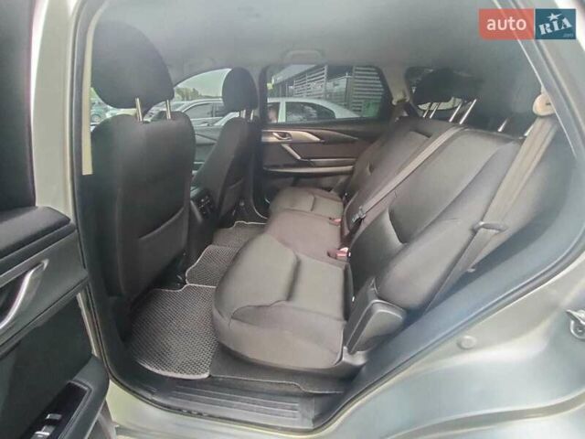 Серый Мазда СХ-9, объемом двигателя 2.49 л и пробегом 108 тыс. км за 17950 $, фото 9 на Automoto.ua