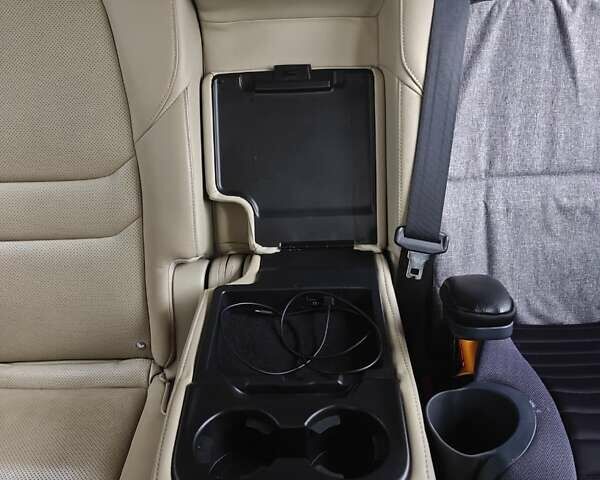 Серый Мазда СХ-9, объемом двигателя 2.49 л и пробегом 104 тыс. км за 24000 $, фото 11 на Automoto.ua