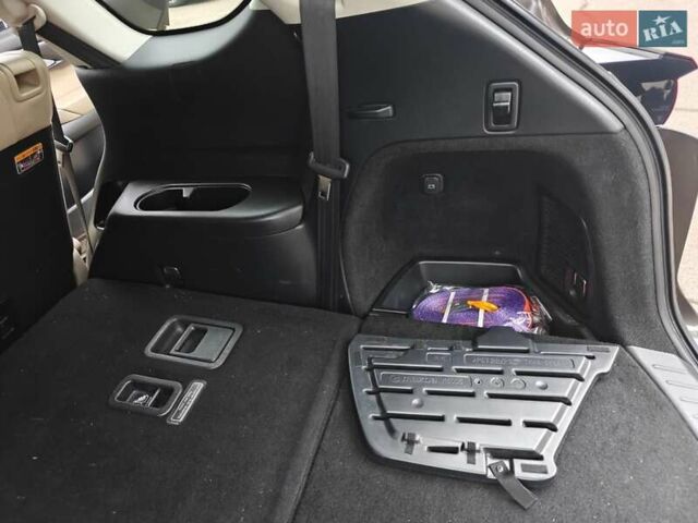 Серый Мазда СХ-9, объемом двигателя 2.49 л и пробегом 104 тыс. км за 24000 $, фото 22 на Automoto.ua