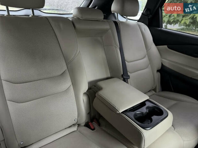 Серый Мазда СХ-9, объемом двигателя 2.49 л и пробегом 70 тыс. км за 18000 $, фото 6 на Automoto.ua