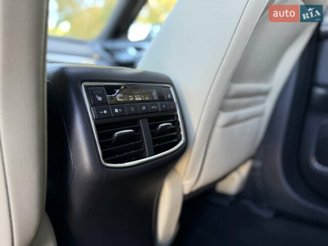 Серый Мазда СХ-9, объемом двигателя 2.5 л и пробегом 34 тыс. км за 28500 $, фото 14 на Automoto.ua