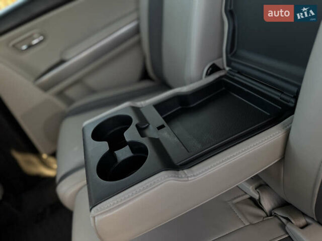 Синий Мазда СХ-9, объемом двигателя 3.7 л и пробегом 223 тыс. км за 12800 $, фото 90 на Automoto.ua