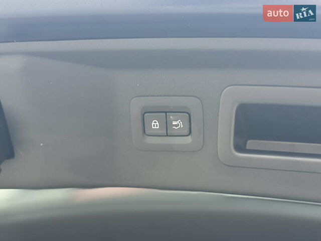 Синий Мазда СХ-9, объемом двигателя 3.3 л и пробегом 12 тыс. км за 36900 $, фото 27 на Automoto.ua