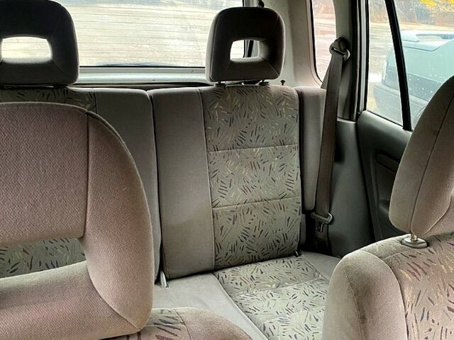 Сірий Мазда Деміо, об'ємом двигуна 1.3 л та пробігом 444 тис. км за 1400 $, фото 7 на Automoto.ua