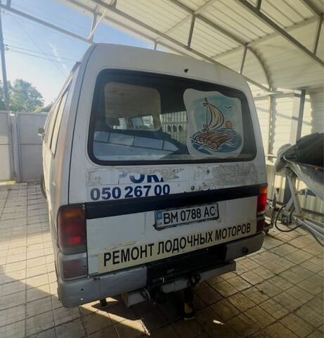 Белый Мазда E 2000, объемом двигателя 2 л и пробегом 250 тыс. км за 3000 $, фото 4 на Automoto.ua