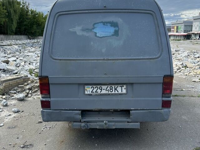 Белый Мазда E 2000, объемом двигателя 2 л и пробегом 111 тыс. км за 700 $, фото 1 на Automoto.ua