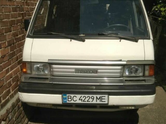 Білий Мазда E 2000, об'ємом двигуна 2.2 л та пробігом 376 тис. км за 1798 $, фото 1 на Automoto.ua