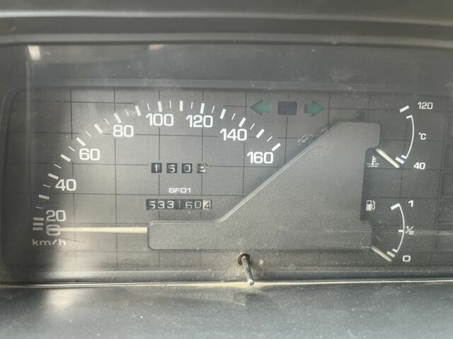 Білий Мазда E 2000, об'ємом двигуна 2.2 л та пробігом 110 тис. км за 3200 $, фото 8 на Automoto.ua