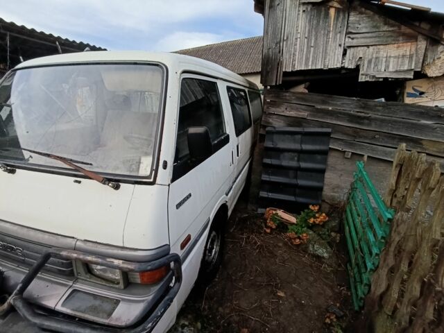 Белый Мазда E 2000, объемом двигателя 0 л и пробегом 300 тыс. км за 600 $, фото 2 на Automoto.ua