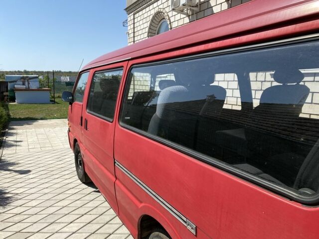 Красный Мазда E 2000, объемом двигателя 2 л и пробегом 276 тыс. км за 3100 $, фото 7 на Automoto.ua
