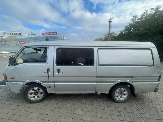 Серый Мазда E 2000, объемом двигателя 2 л и пробегом 403 тыс. км за 1550 $, фото 2 на Automoto.ua