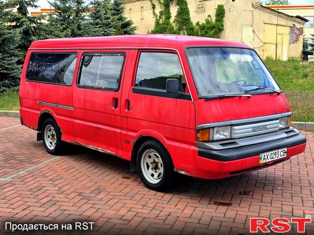 Мазда Е2200, объемом двигателя 2.2 л и пробегом 250 тыс. км за 1600 $, фото 4 на Automoto.ua