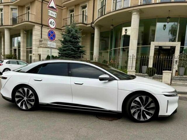 Білий Мазда Люсі, об'ємом двигуна 0 л та пробігом 20 тис. км за 59000 $, фото 6 на Automoto.ua