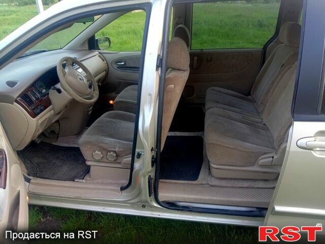 Бежевий Мазда МПВ, об'ємом двигуна 25 л та пробігом 247 тис. км за 4000 $, фото 5 на Automoto.ua