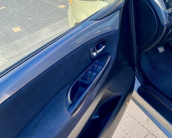 Бежевий Мазда МПВ, об'ємом двигуна 2 л та пробігом 280 тис. км за 5700 $, фото 11 на Automoto.ua