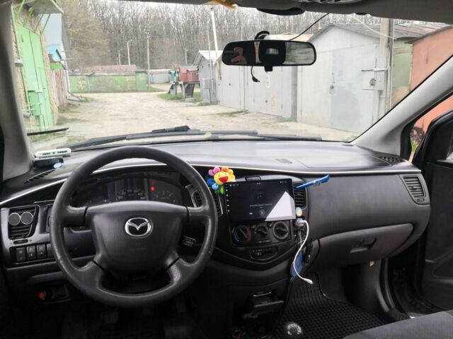 Мазда МПВ 2002 у Трускавце на Automoto.ua Чорний Мазда МПВ, об'ємом двигуна 2 л та пробігом 215 тис. км за 3888 $, фото 9 на Automoto.ua