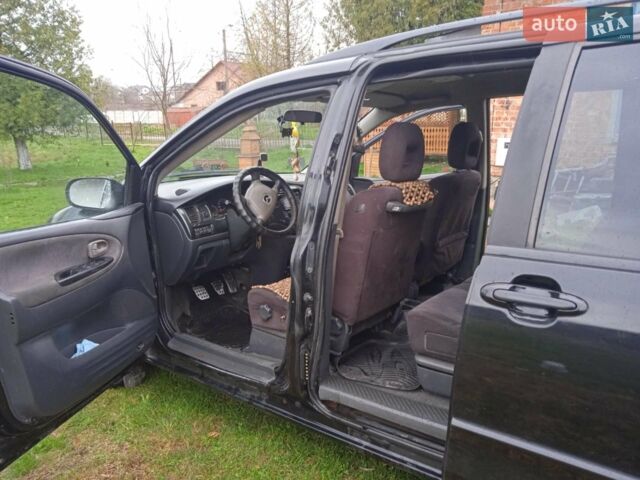 Чорний Мазда МПВ, об'ємом двигуна 2 л та пробігом 320 тис. км за 3999 $, фото 15 на Automoto.ua