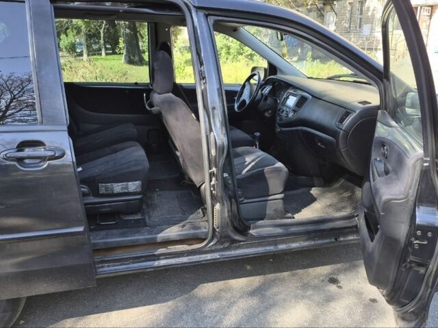 Черный Мазда МПВ, объемом двигателя 2 л и пробегом 249 тыс. км за 2509 $, фото 5 на Automoto.ua