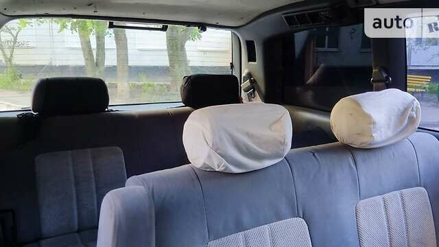 Мазда МПВ, объемом двигателя 3 л и пробегом 320 тыс. км за 3350 $, фото 6 на Automoto.ua