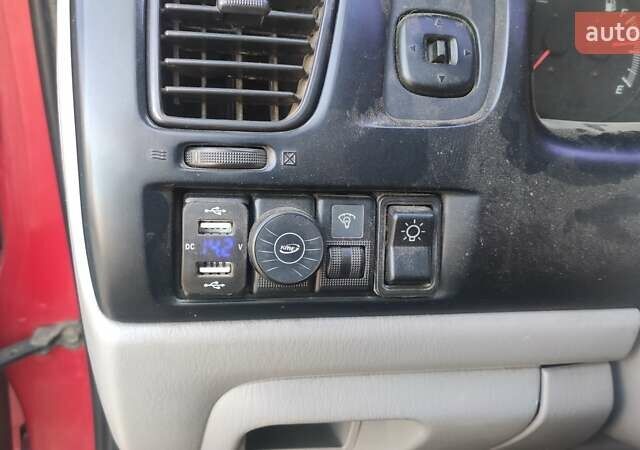 Мазда МПВ, объемом двигателя 2.5 л и пробегом 255 тыс. км за 2649 $, фото 17 на Automoto.ua