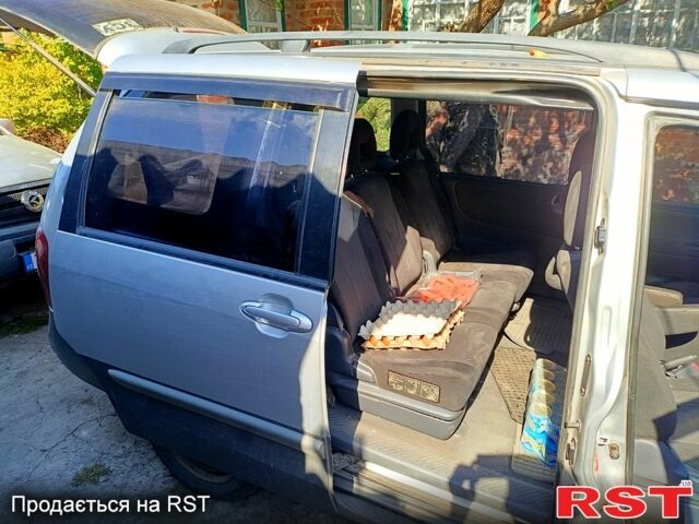 Мазда МПВ, объемом двигателя 2.3 л и пробегом 214 тыс. км за 2300 $, фото 2 на Automoto.ua