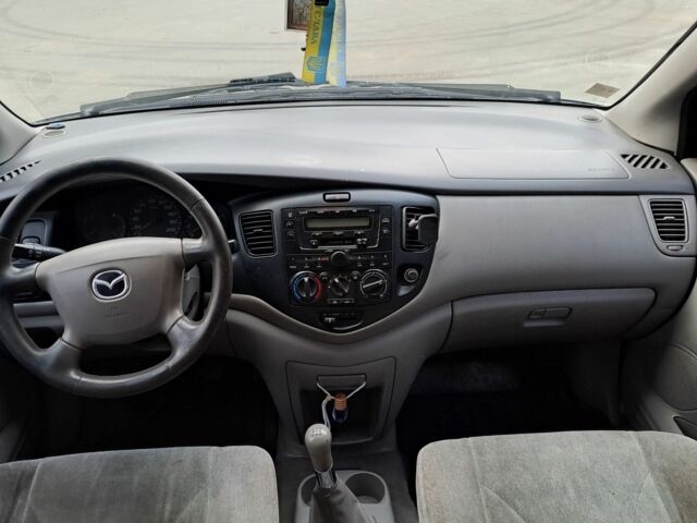 Серый Мазда МПВ, объемом двигателя 2 л и пробегом 452 тыс. км за 3500 $, фото 3 на Automoto.ua