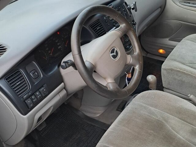 Серый Мазда МПВ, объемом двигателя 2 л и пробегом 452 тыс. км за 3500 $, фото 6 на Automoto.ua