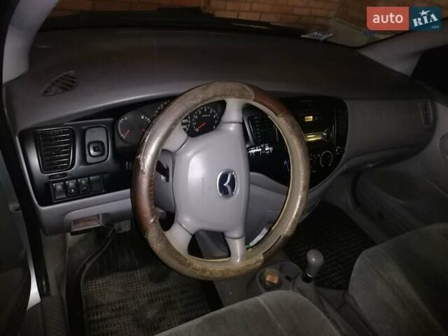 Сірий Мазда МПВ, об'ємом двигуна 2 л та пробігом 240 тис. км за 2700 $, фото 1 на Automoto.ua