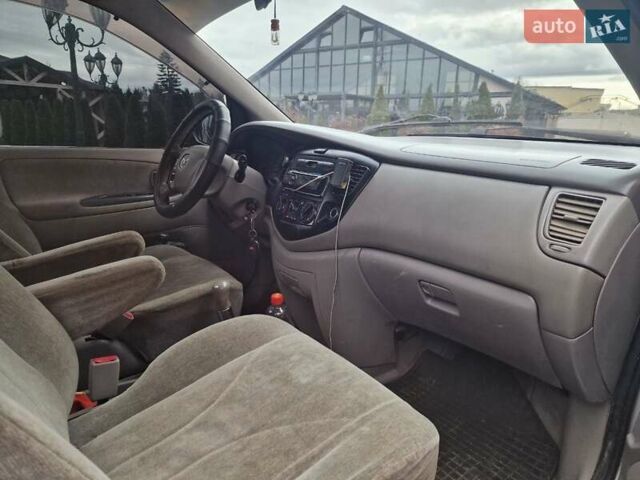 Серый Мазда МПВ, объемом двигателя 2 л и пробегом 324 тыс. км за 2700 $, фото 4 на Automoto.ua