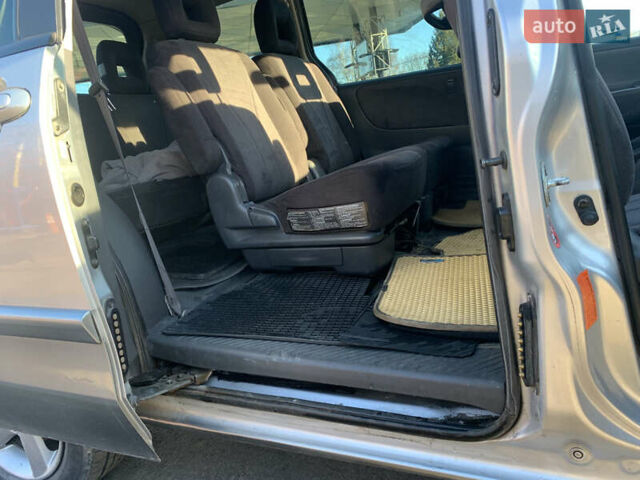 Сірий Мазда МПВ, об'ємом двигуна 2 л та пробігом 248 тис. км за 5300 $, фото 6 на Automoto.ua
