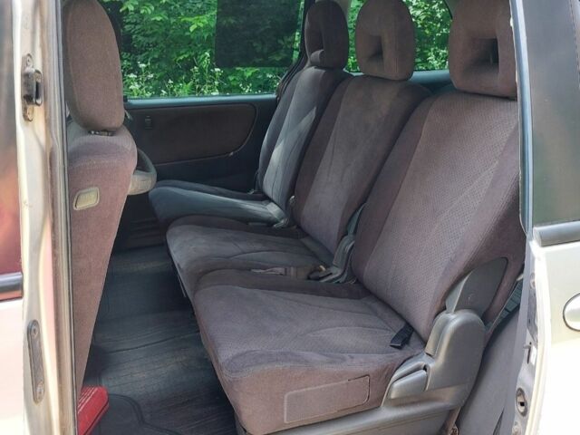 Серый Мазда МПВ, объемом двигателя 0 л и пробегом 450 тыс. км за 3000 $, фото 5 на Automoto.ua