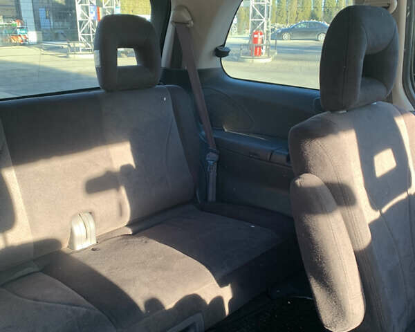 Сірий Мазда МПВ, об'ємом двигуна 2 л та пробігом 248 тис. км за 5300 $, фото 9 на Automoto.ua