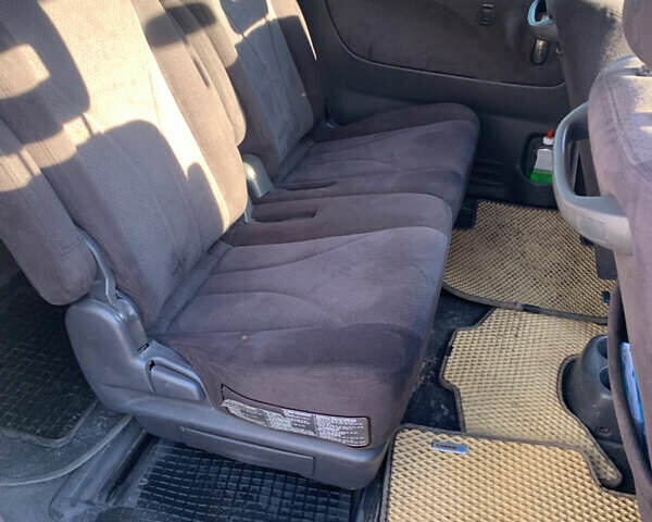 Сірий Мазда МПВ, об'ємом двигуна 2 л та пробігом 248 тис. км за 5300 $, фото 5 на Automoto.ua