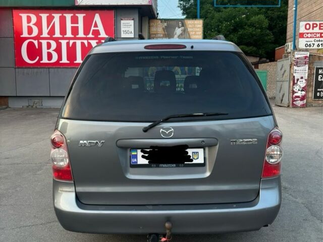 Серый Мазда МПВ, объемом двигателя 2 л и пробегом 348 тыс. км за 4899 $, фото 5 на Automoto.ua